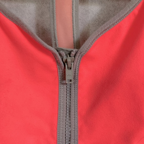 VICTORIAS SECRET VSX Zip Front Racerback Sports Bra Peach Orange Small Petite - Picture 8 of 15